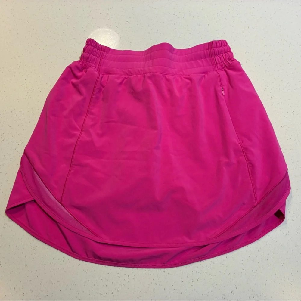 Lululemon Hotty Hot High-Rise Skirt in Sonic Pink Size 4